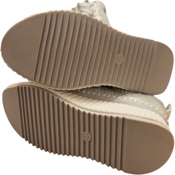 🌹𝐍𝐖𝐓-𝐔𝐍𝐈𝐕𝐄𝐑𝐒𝐀𝐋 𝐓𝐇𝐑𝐄𝐀𝐃 𝐌𝐄𝐌𝐎𝐑𝐘 𝐅𝐎𝐀𝐌 𝐒𝐈𝐋𝐕𝐄𝐑/𝐏𝐄𝐑𝐒𝐄𝐏𝐇𝐎𝐍𝐄 𝐒𝐇𝐈𝐌𝐌𝐄𝐑 𝐒𝐍𝐄𝐀𝐊𝐄𝐑𝐒 - Picture 6 of 8